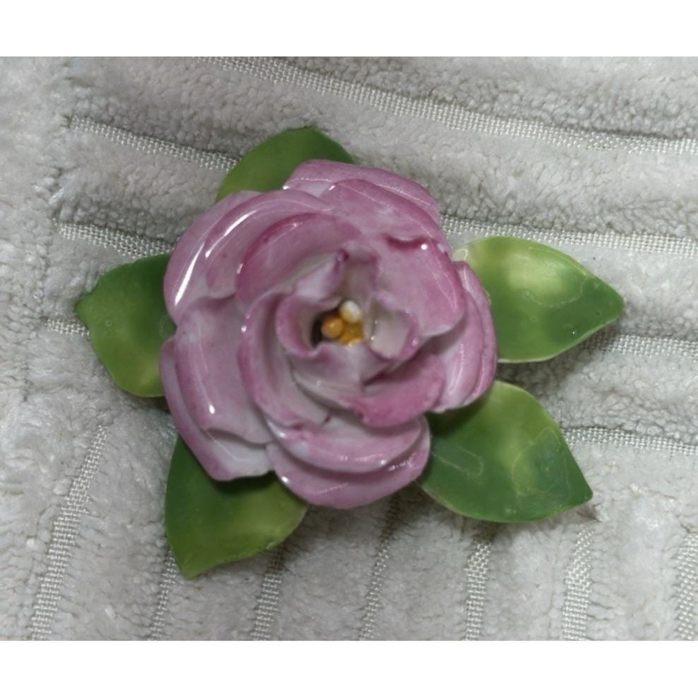 VINTAGE CARA CHINA STAFFORDSHIRE ENGLAND PINK FLOWER BROOCH!